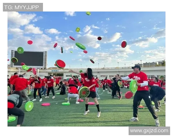 重庆飞盘队与南京飞盘队赛后状态分析与表现评估