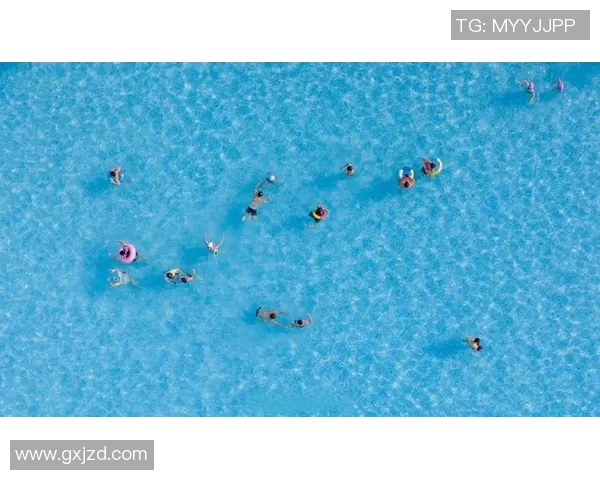 夏日清凉风尚泳装大赏，打造完美度假风情与时尚气质的双重体验